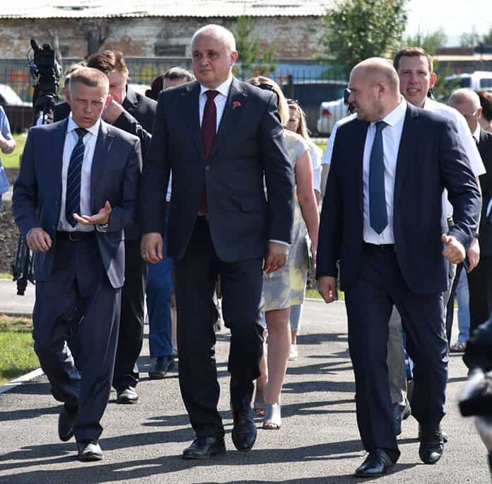 Врио губернатора Кемеровской области Сергей Цивилев посетил с визитом Белово