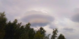 Лентикулярные облака (НЛО) в Калтане, Кемеровская область