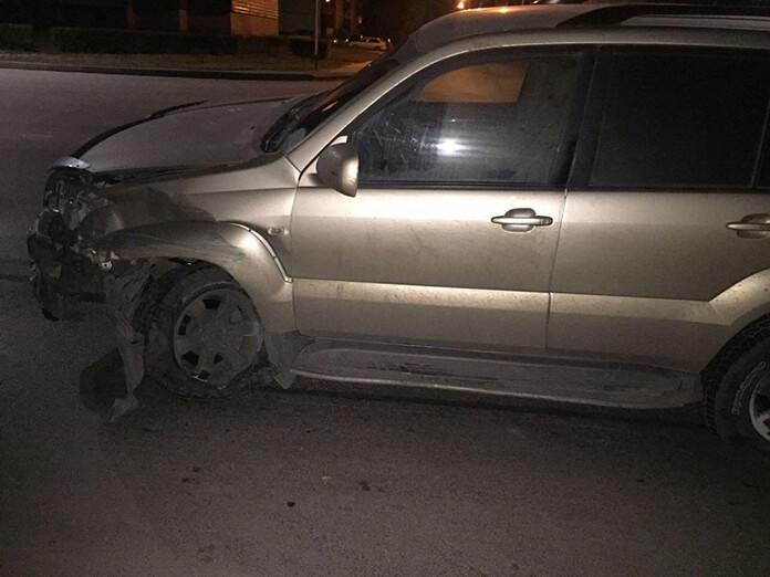В Белове рабочий из Приморья разбил угнанный Land Cruiser